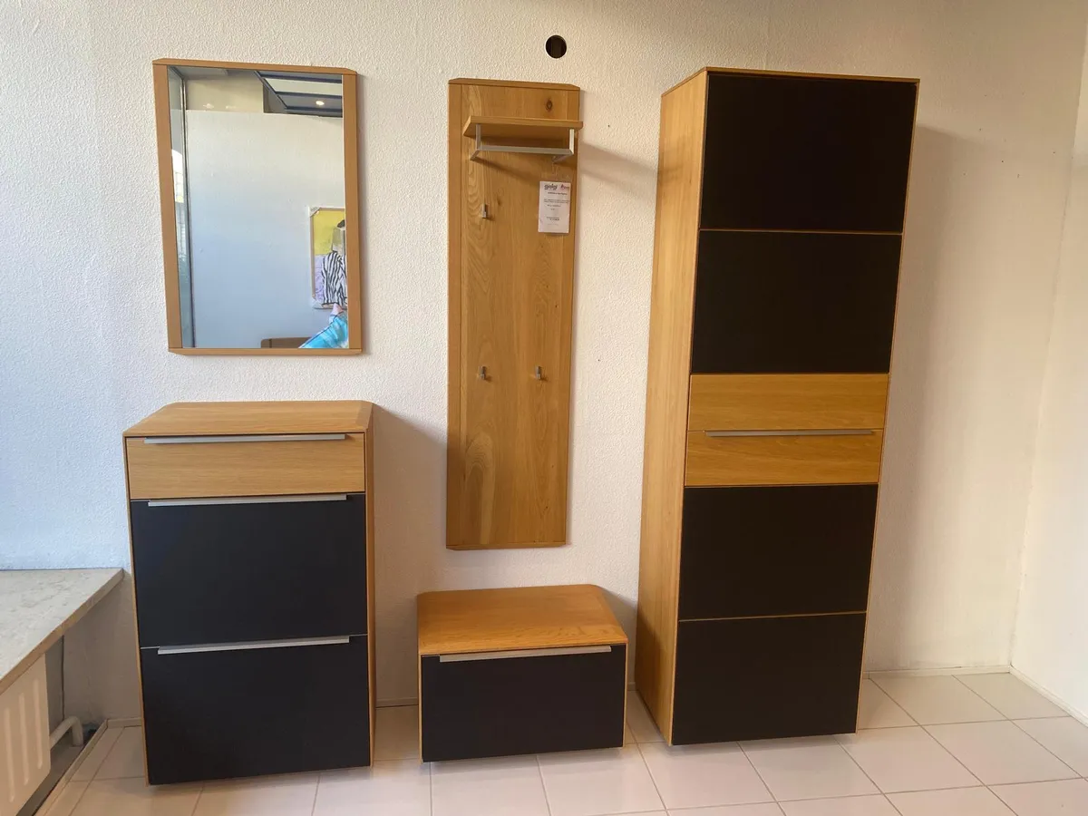 Garderobe Novum